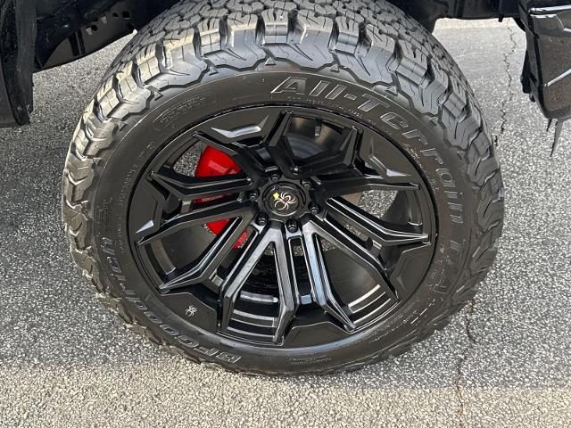 New 2026 Agate Black Metallic Ford XLT image 14