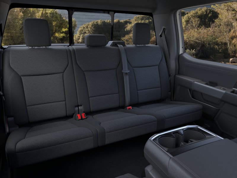 New 2026 Oxford White Ford XLT image 34
