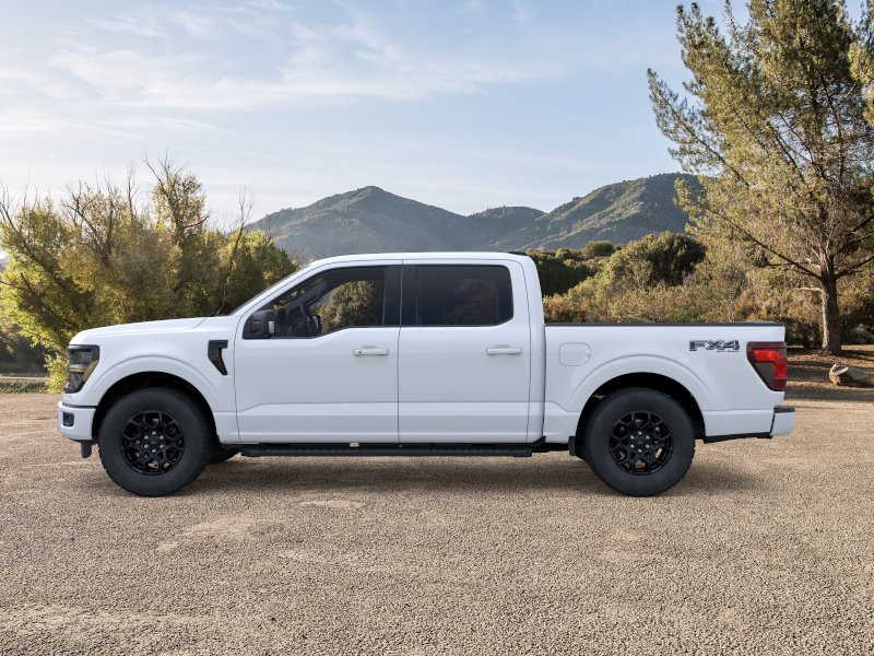 New 2026 Oxford White Ford XLT image 26