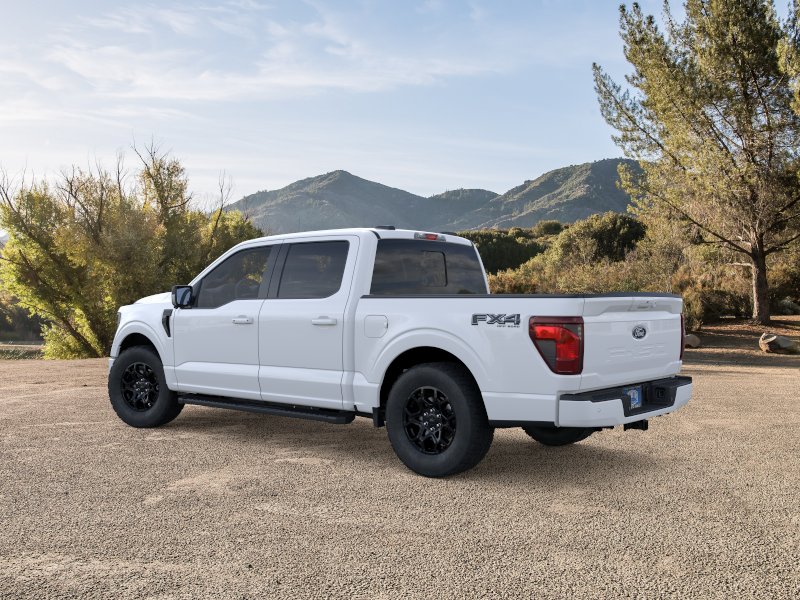 New 2026 Oxford White Ford XLT image 27