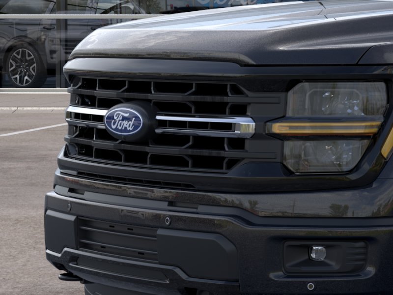 New 2026 Agate Black Metallic Ford XLT image 39