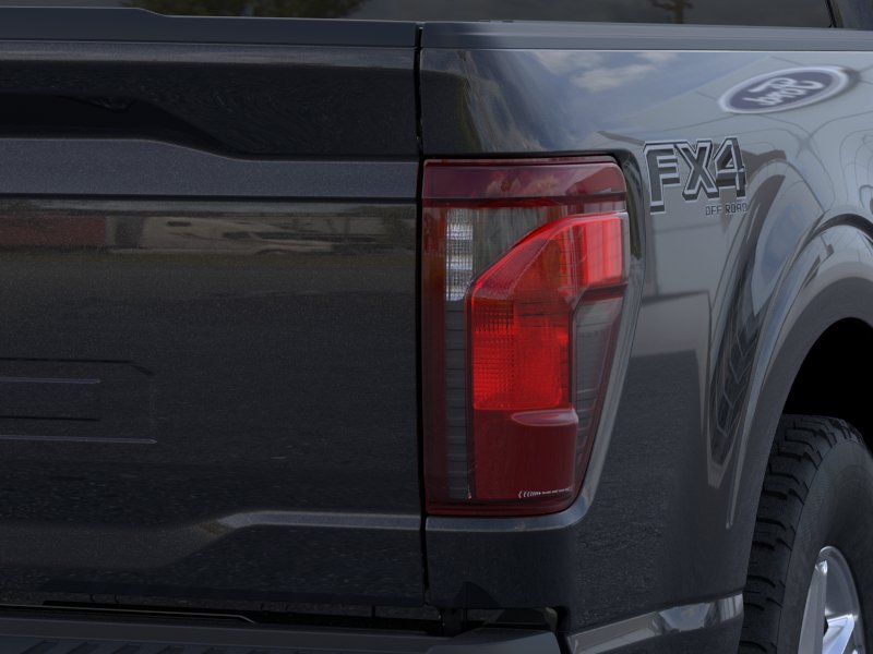 New 2026 Agate Black Metallic Ford XLT image 43