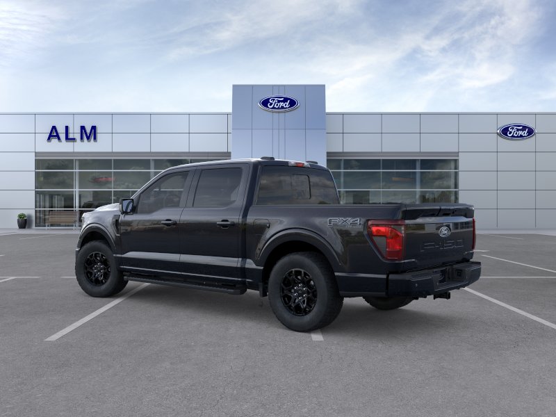 New 2026 Agate Black Metallic Ford XLT image 4