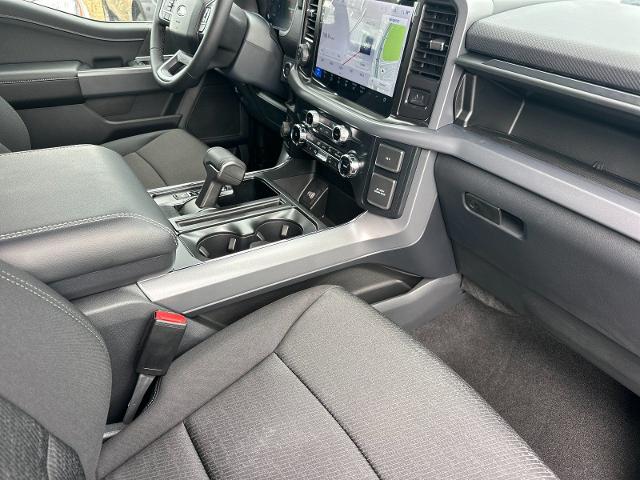 New 2026 Carbonized Gray Metallic Ford XLT image 41