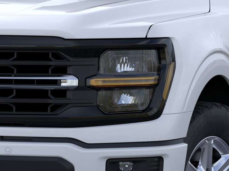 New 2026 Oxford White Ford XLT image 40