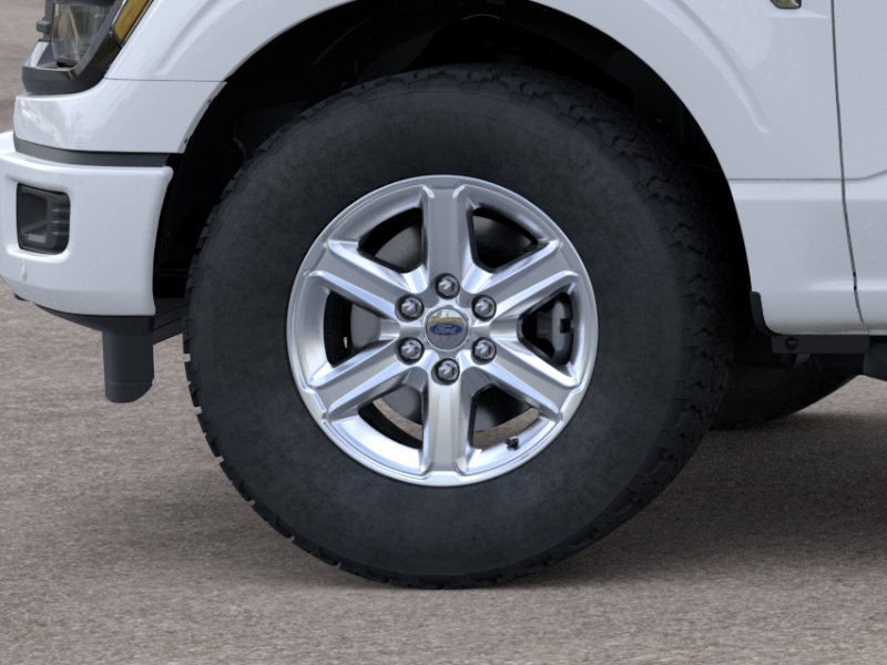 New 2026 Oxford White Ford XLT image 41