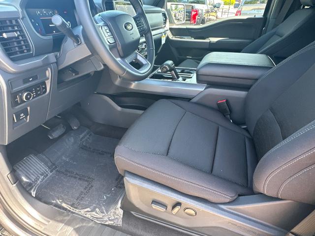 New 2026 Carbonized Gray Metallic Ford XLT image 43
