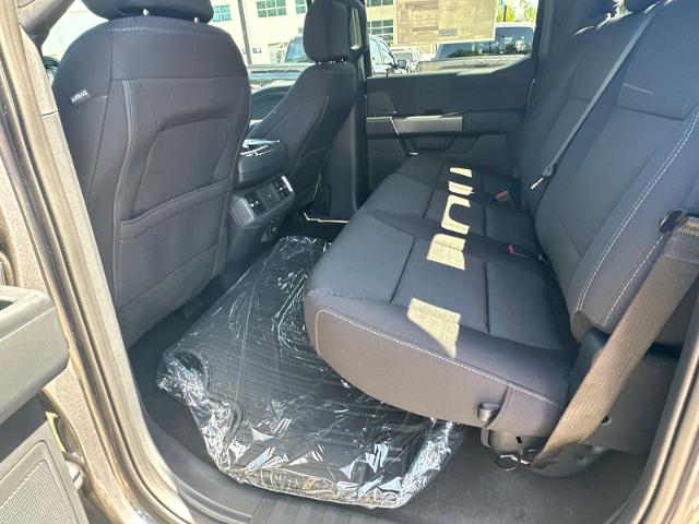 New 2026 Carbonized Gray Metallic Ford XLT image 45