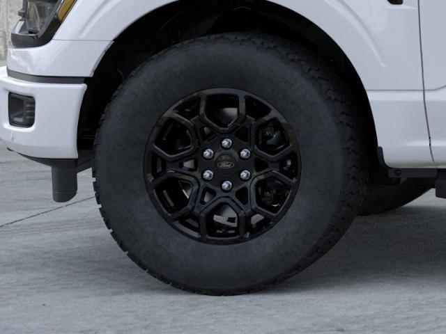 New 2026 Oxford White Ford XLT image 19