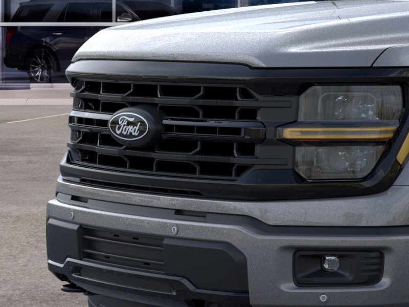 New 2026 Carbonized Gray Metallic Ford XLT image 39