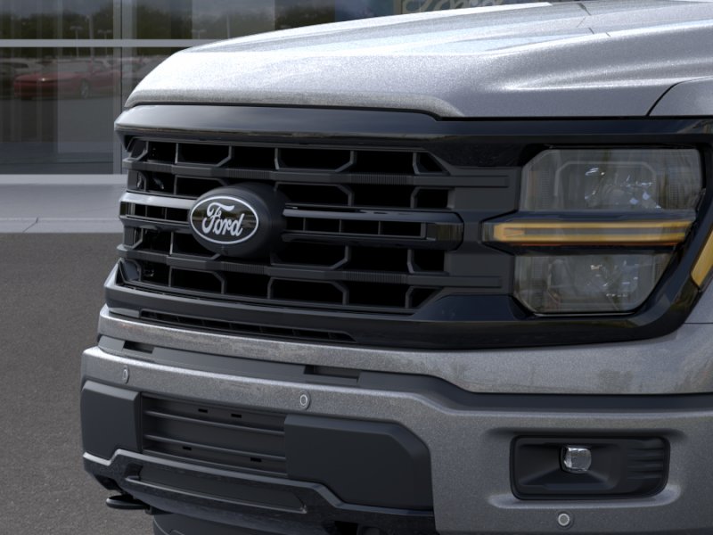 New 2026 Carbonized Gray Metallic Ford XLT image 17