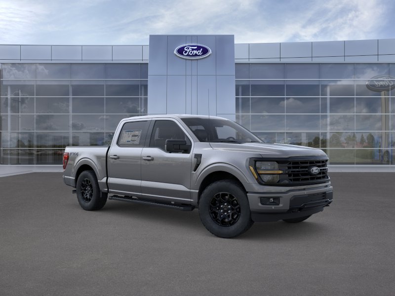 New 2026 Carbonized Gray Metallic Ford XLT image 7