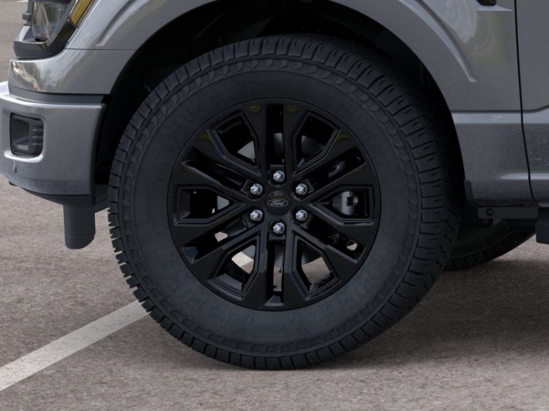 New 2026 Carbonized Gray Metallic Ford XLT image 41