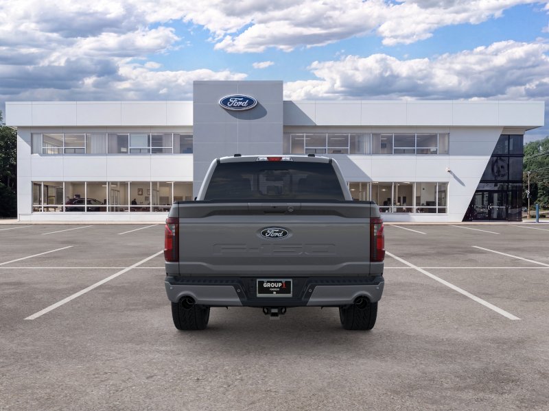 New 2026 Carbonized Gray Metallic Ford XLT image 27