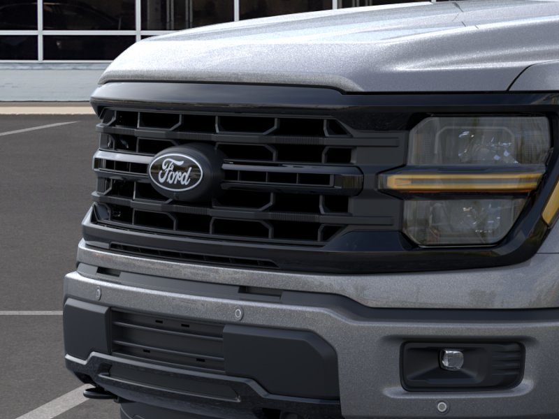 New 2026 Carbonized Gray Metallic Ford XLT image 39