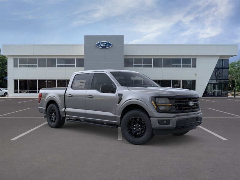 New 2026 Carbonized Gray Metallic Ford XLT image 29