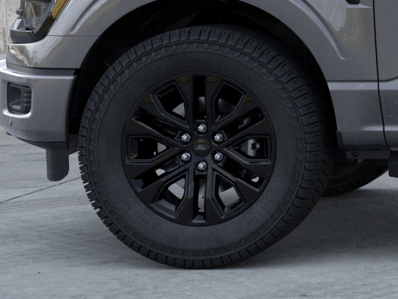 New 2026 Carbonized Gray Metallic Ford XLT image 41