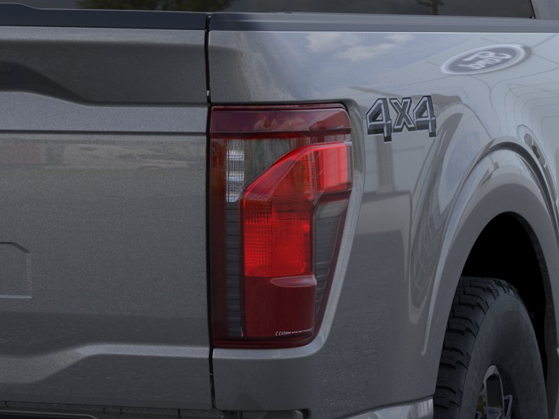 New 2026 Carbonized Gray Metallic Ford XLT image 21