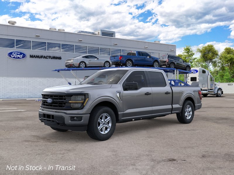 New 2026 Carbonized Gray Metallic Ford XLT image 3
