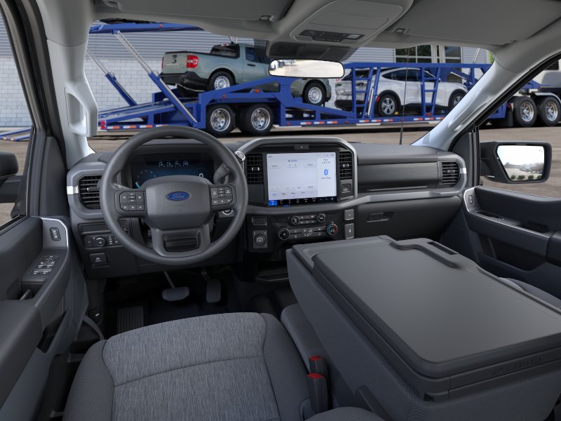 New 2026 Carbonized Gray Metallic Ford XLT image 9