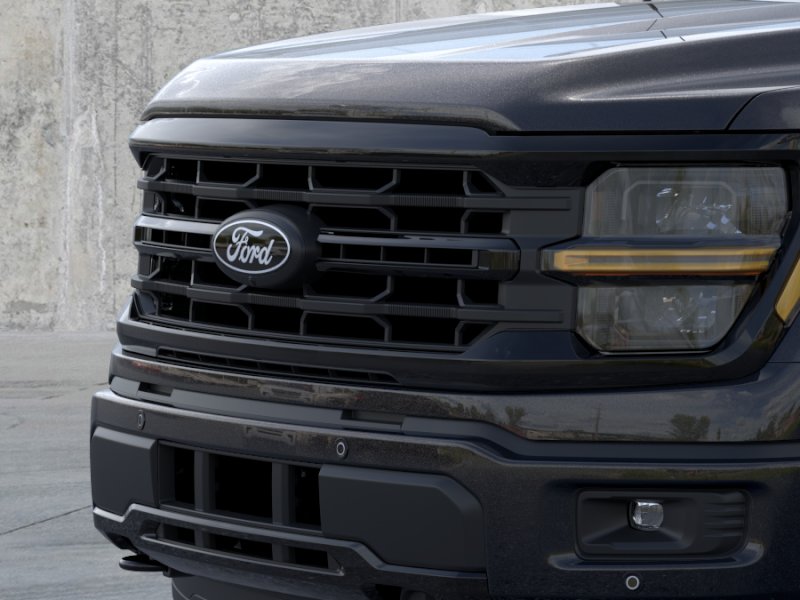 New 2026 Agate Black Metallic Ford XLT image 39