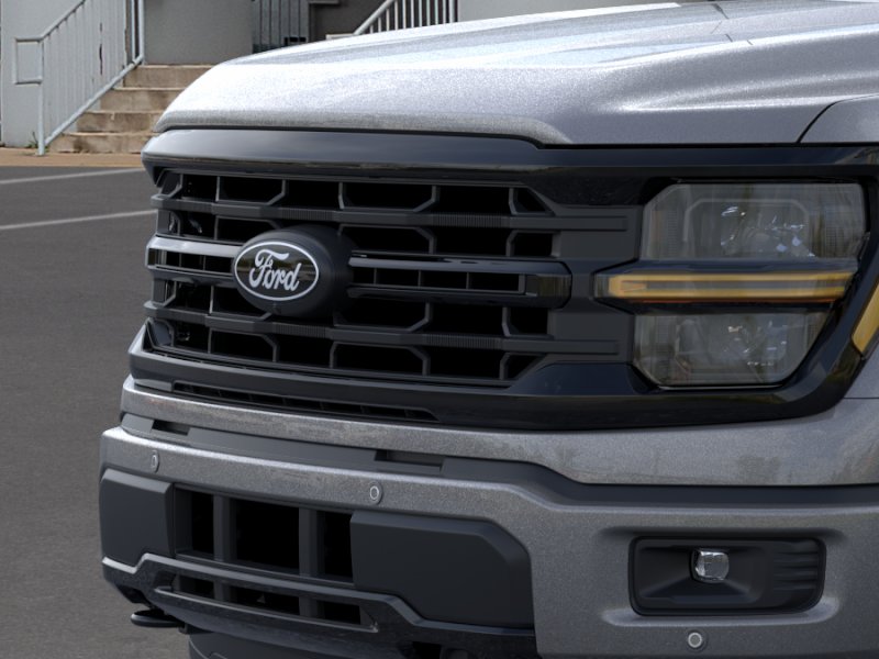 2025 Ford F-150 XLT - Photo 17