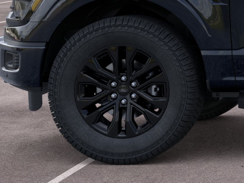 New 2026 Agate Black Metallic Ford XLT image 41