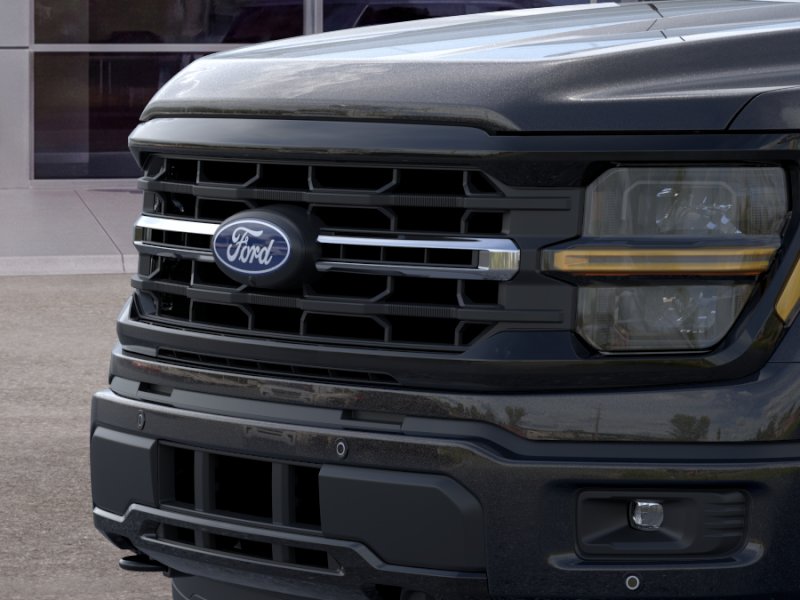 New 2026 Agate Black Metallic Ford XLT image 37