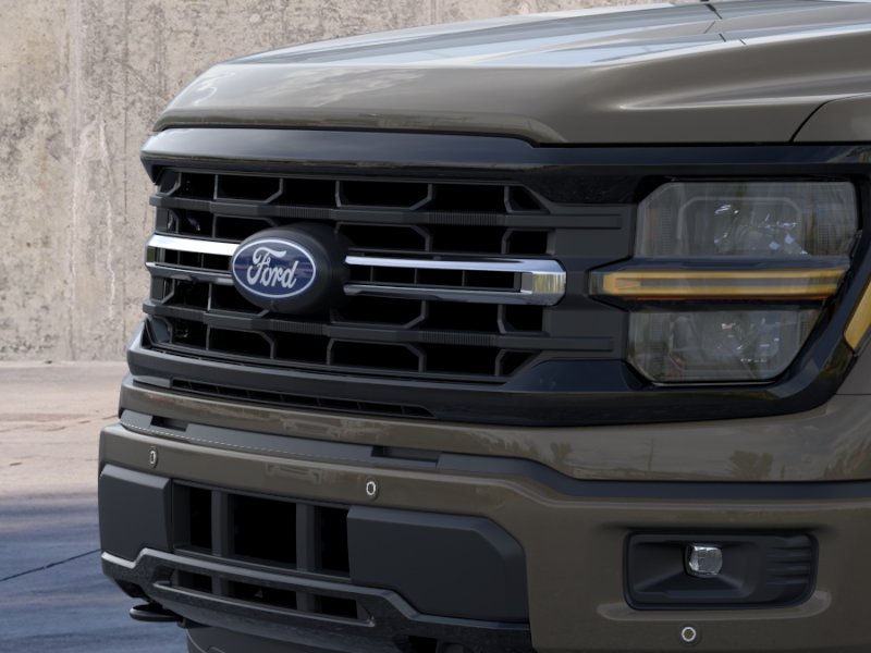 New 2026 Marsh Gray Ford XLT image 39