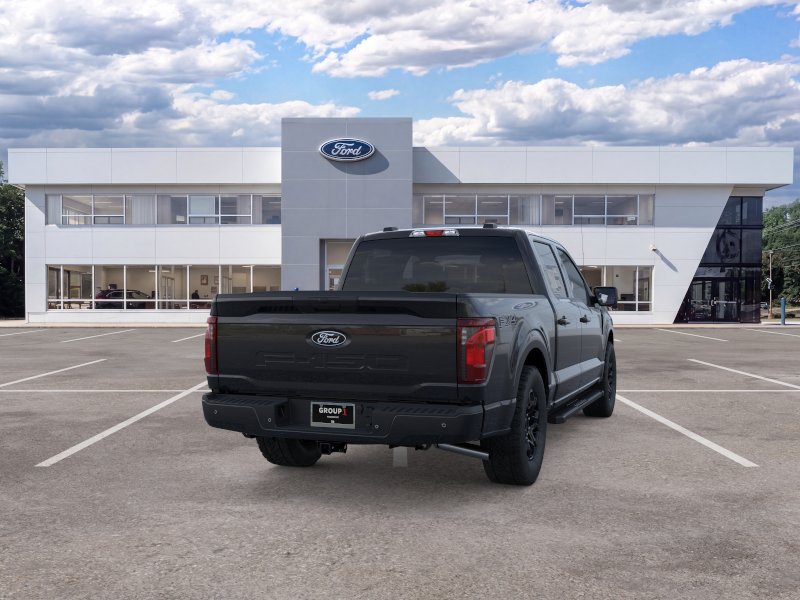 New 2026 Agate Black Metallic Ford XLT image 30