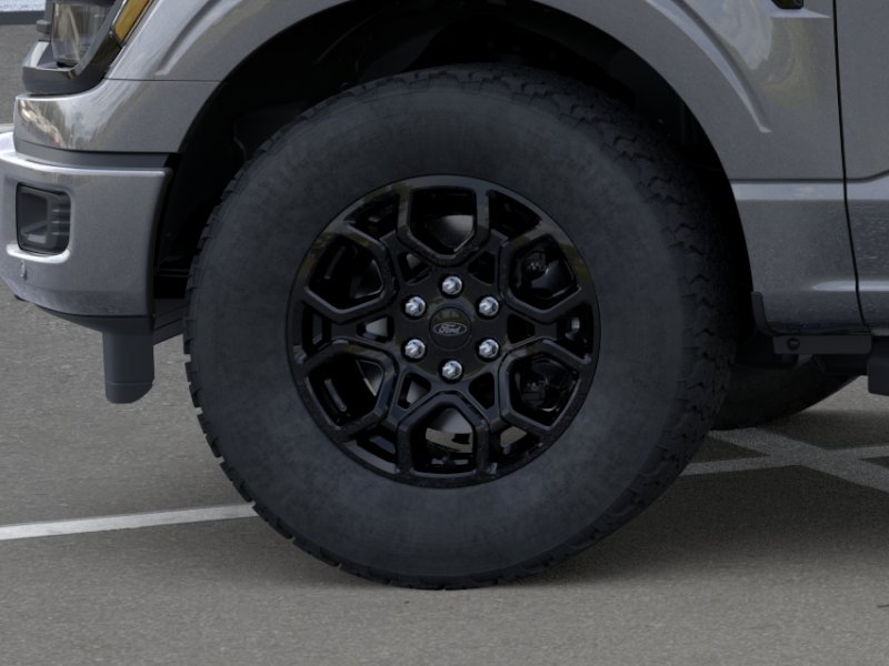 New 2026 Carbonized Gray Metallic Ford XLT image 19