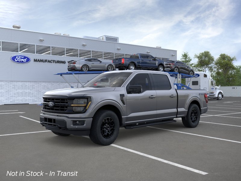 New 2026 Carbonized Gray Metallic Ford XLT image 2