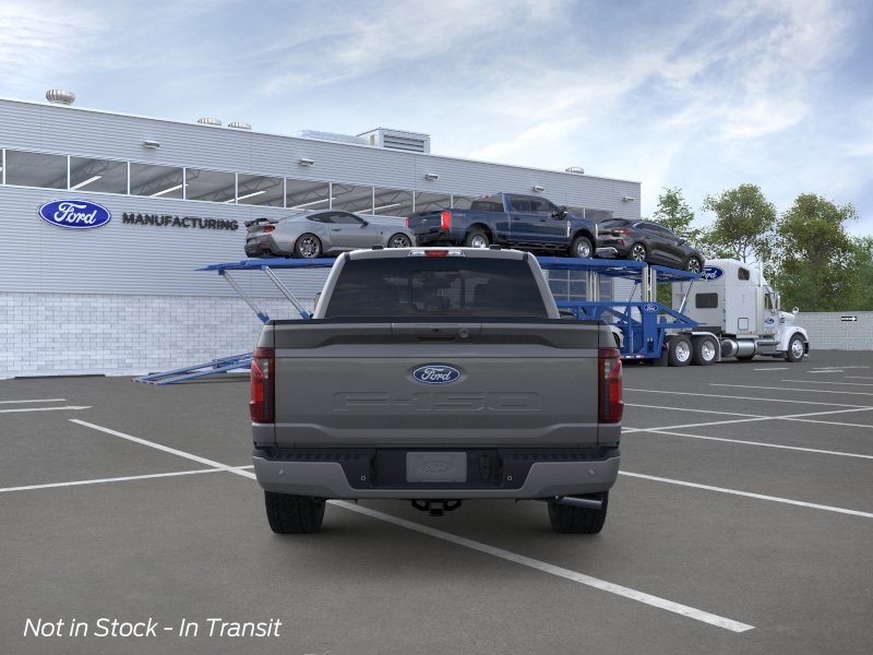 New 2026 Carbonized Gray Metallic Ford XLT image 6