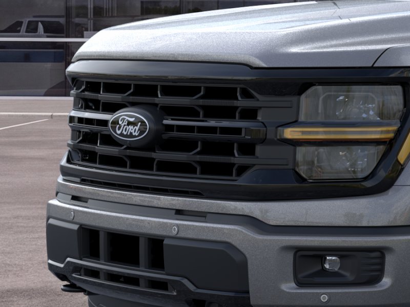 New 2026 Carbonized Gray Metallic Ford XLT image 17