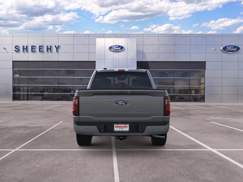 New 2026 Carbonized Gray Metallic Ford XLT image 7