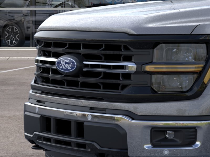 2025 Ford F-150 XLT - Photo 17