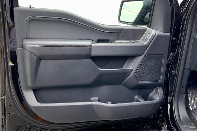 New 2026 Agate Black Metallic Ford XLT image 30