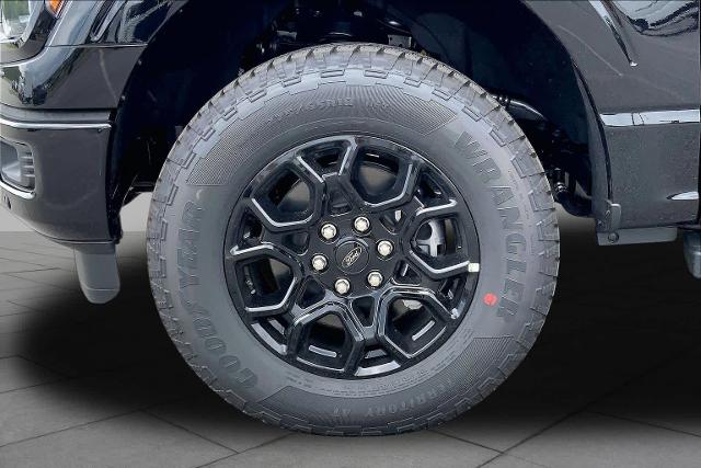 New 2026 Agate Black Metallic Ford XLT image 36
