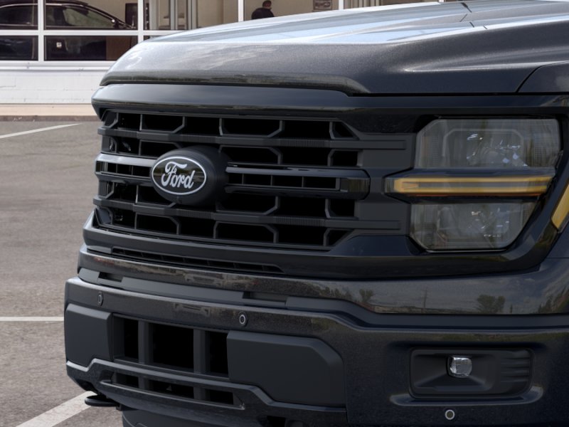 New 2026 Agate Black Metallic Ford XLT image 39