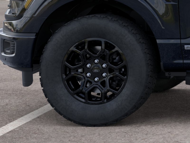 New 2026 Agate Black Metallic Ford XLT image 41