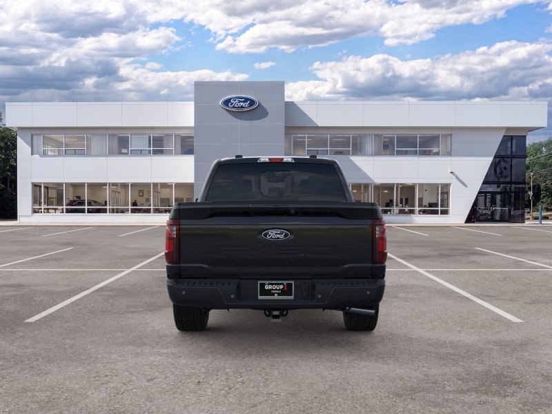 New 2026 Agate Black Metallic Ford XLT image 27