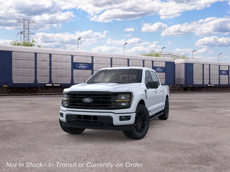 New 2026 Oxford White Ford XLT image 2