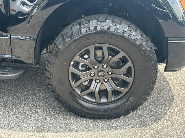 New 2026 Agate Black Metallic Ford Tremor® image 45