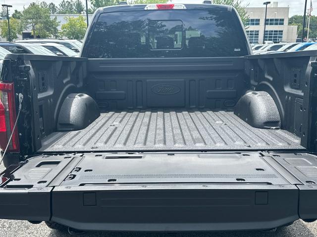 New 2026 Agate Black Metallic Ford Tremor® image 51