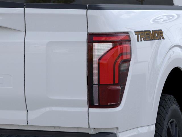 New 2026 Oxford White Ford Tremor image 43