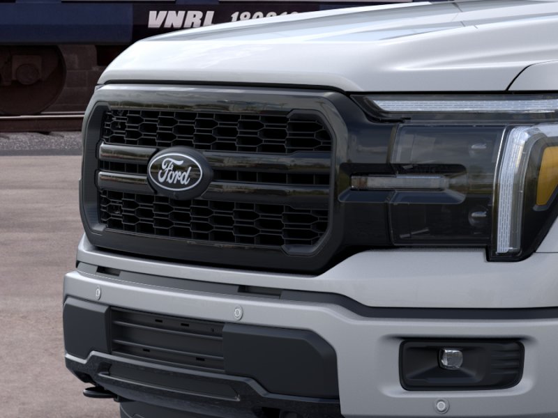 New 2026 Iconic Silver Metallic Ford Lariat® image 39
