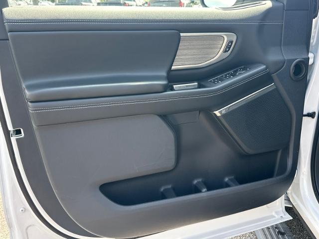 New 2026 Avalanche Ford Lariat® image 47