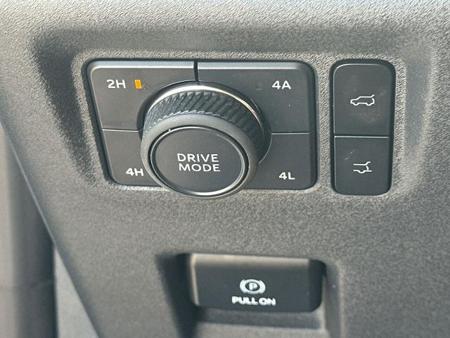 New 2026 Avalanche Ford Lariat® image 70