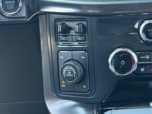 New 2026 Star White Metallic Tri-Coat Ford LARIAT image 45