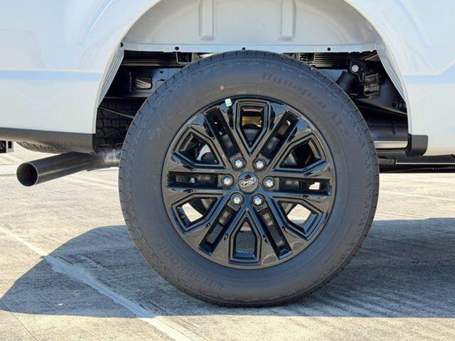 New 2026 Star White Metallic Tri-Coat Ford LARIAT image 33